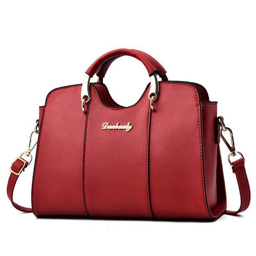 Elegant Carry Edit
